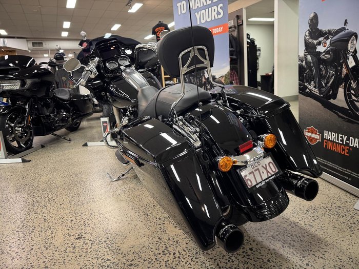 2022 Harley-Davidson Road Glide Special 114 (FLTRXS) Touring Black