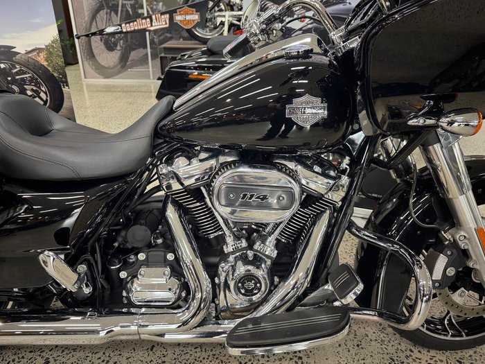 2022 Harley-Davidson Road Glide Special 114 (FLTRXS) Touring Black