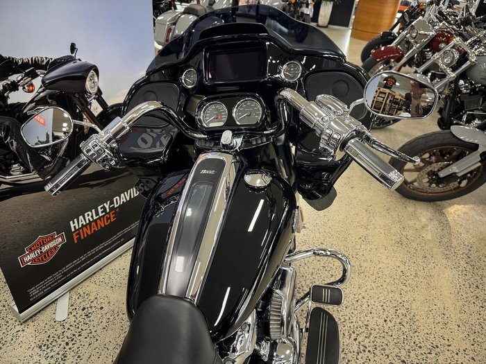 2022 Harley-Davidson Road Glide Special 114 (FLTRXS) Touring Black