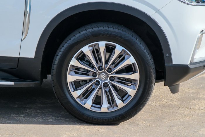 2018 LDV D90 Deluxe