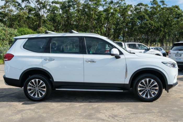2018 LDV D90 Deluxe
