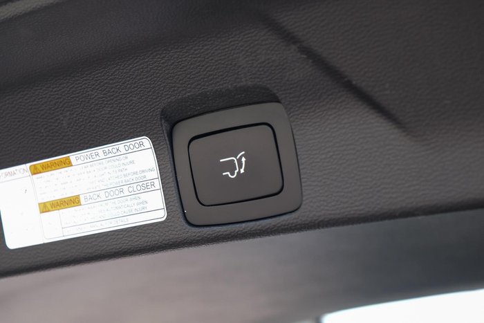 2018 LDV D90 Deluxe