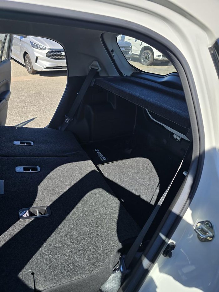 2025 Suzuki Swift Hybrid UZ Pure White