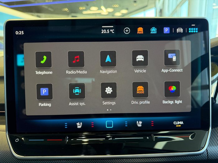 2025 Volkswagen Golf 110TSI R-Line