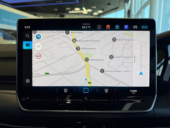2025 Volkswagen Golf 110TSI R-Line