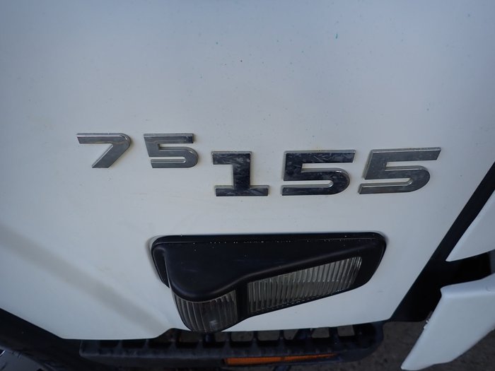 2017 ISUZU NPS 75/45-155 WHITE