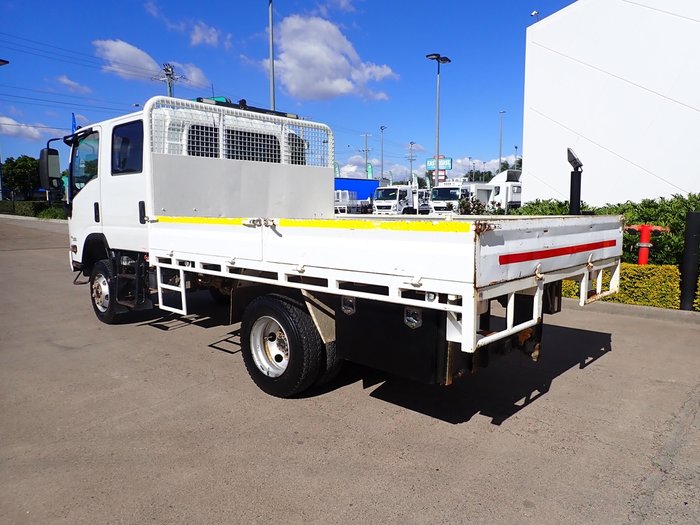 2017 ISUZU NPS 75/45-155 WHITE