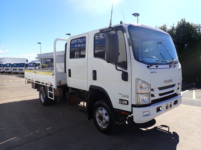 2017 ISUZU NPS 75/45-155 WHITE