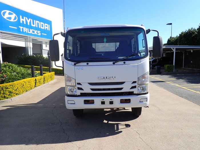 2017 ISUZU NPS 75/45-155 WHITE