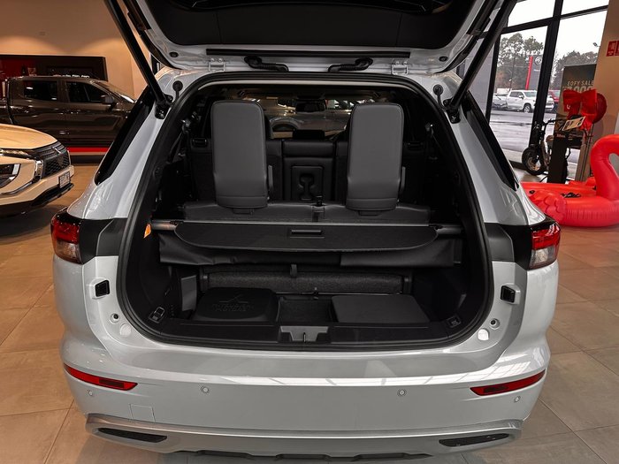 2024 Mitsubishi Outlander PHEV Exceed