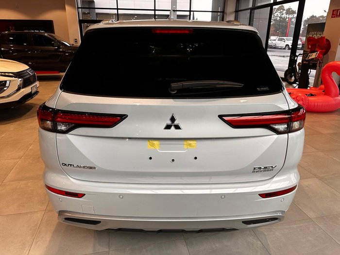 2024 Mitsubishi Outlander PHEV Exceed