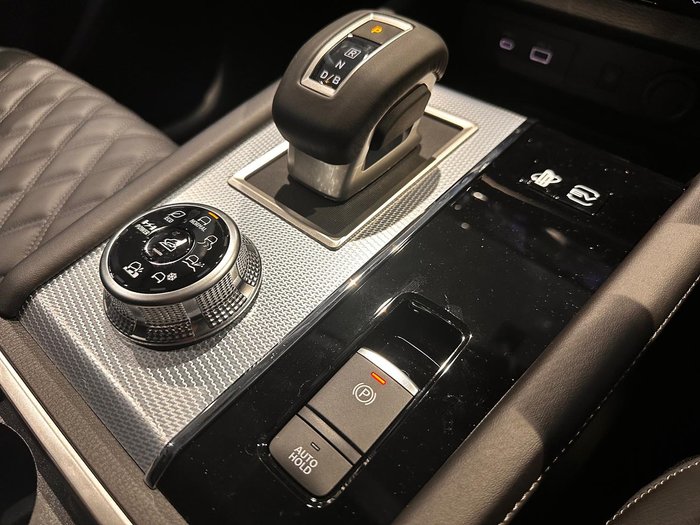 2024 Mitsubishi Outlander PHEV Exceed