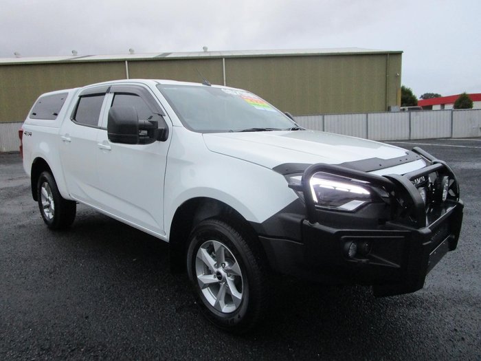 2025 Isuzu D-MAX LS-M