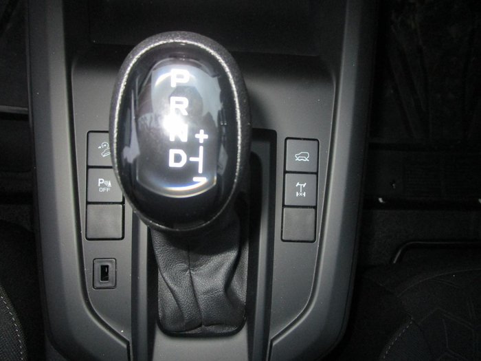 2025 Isuzu D-MAX LS-M