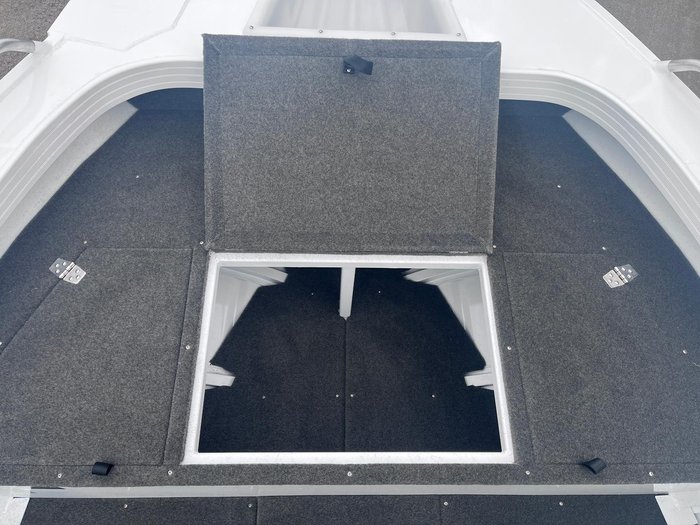 2025 QUINTREX 420 Renegade SC