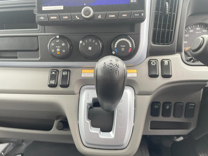 2025 Fuso Canter 815 White