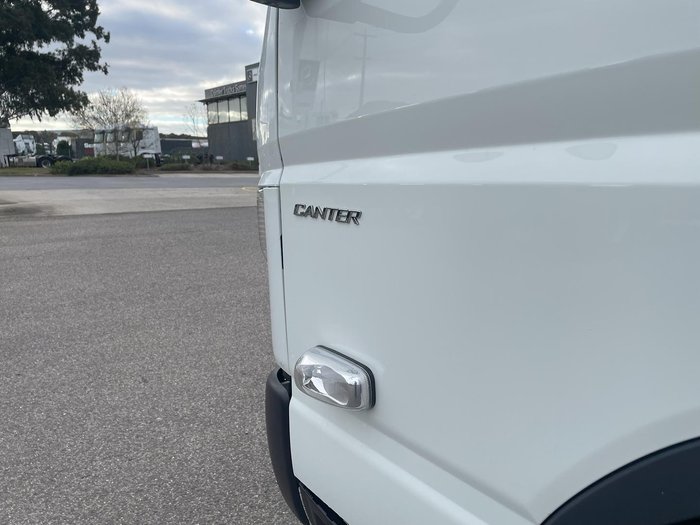 2025 Fuso Canter 815 White