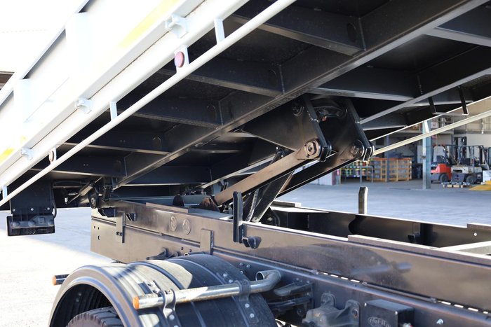 2022 Isuzu F Series FTS139-260 Dual Cab Tipper White