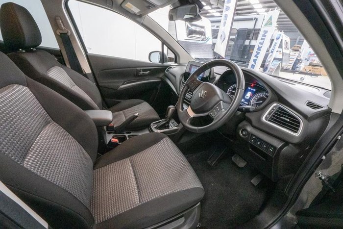 2023 Suzuki S-Cross GL+