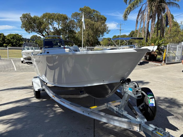 2025 QUINTREX 460 Renegade SC