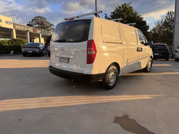 2020 Hyundai iLoad TQ4 MY20 Creamy White