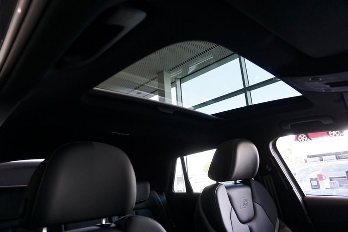 2024 Audi SQ2