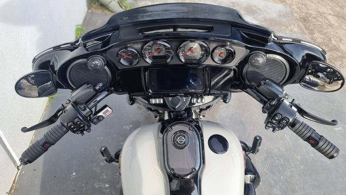 2020 Harley-davidson FLHXSE CVO STREET GLIDE Sand Dune