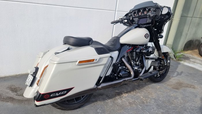 2020 Harley-davidson FLHXSE CVO STREET GLIDE Sand Dune