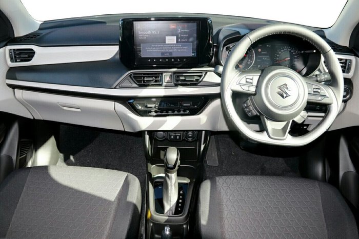 2025 Suzuki Swift Hybrid Plus