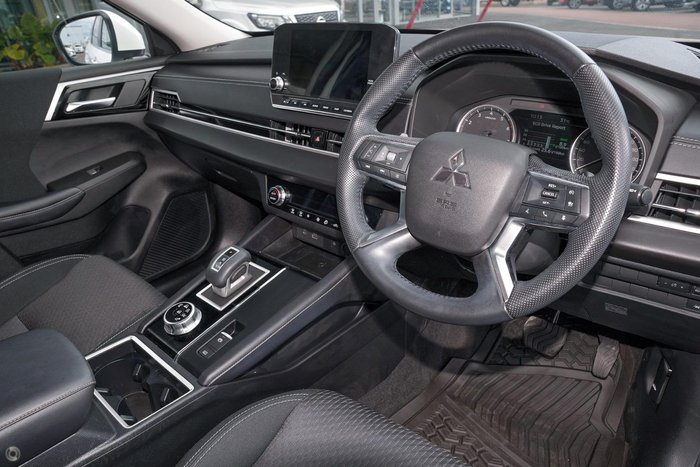 2024 Mitsubishi Outlander LS ZM MY24 White Diamond