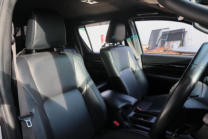 2019 Toyota Hilux Rogue