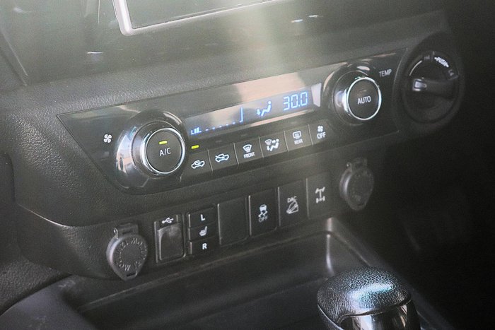 2019 Toyota Hilux Rogue