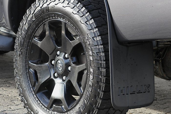 2019 Toyota Hilux Rogue