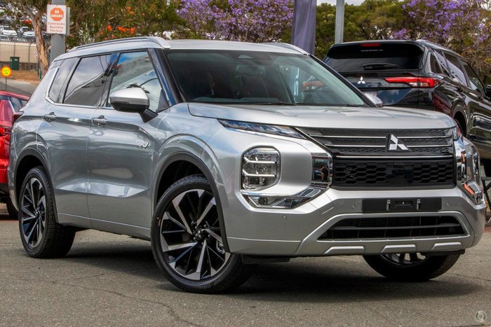 2025 Mitsubishi Outlander PHEV Exceed