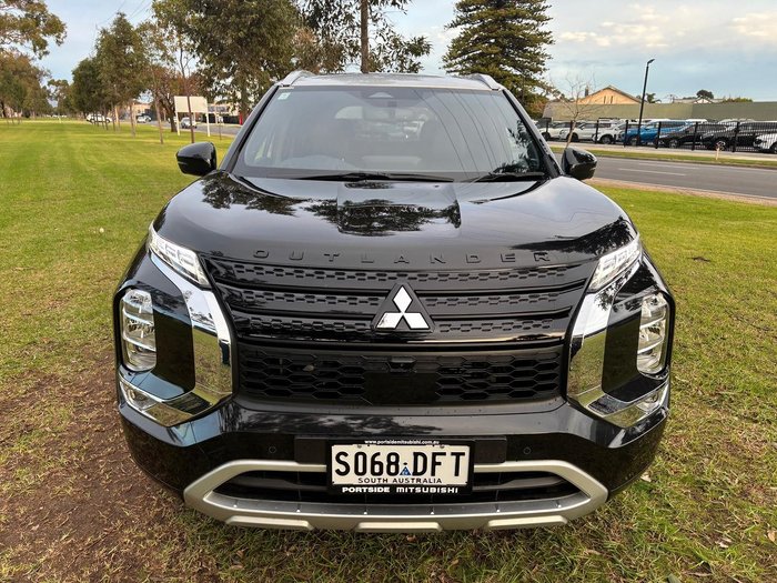 2024 Mitsubishi Outlander PHEV Exceed Tourer ZM MY24 AWD Black Diamond with Sterling Silver Roof