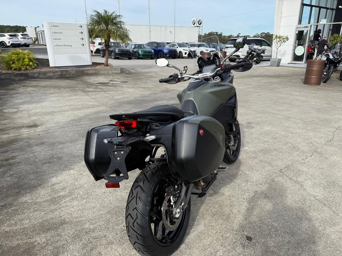 2025 Ducati Multistrada V2 S Multistrada Green