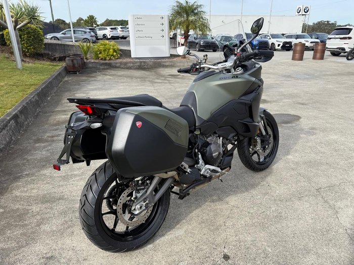 2025 Ducati Multistrada V2 S Multistrada Green