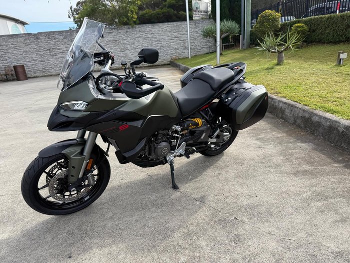 2025 Ducati Multistrada V2 S Multistrada Green