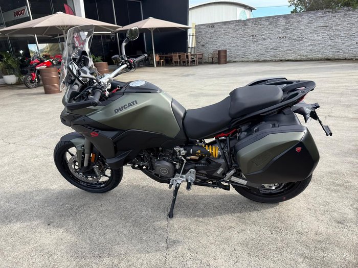 2025 Ducati Multistrada V2 S Multistrada Green