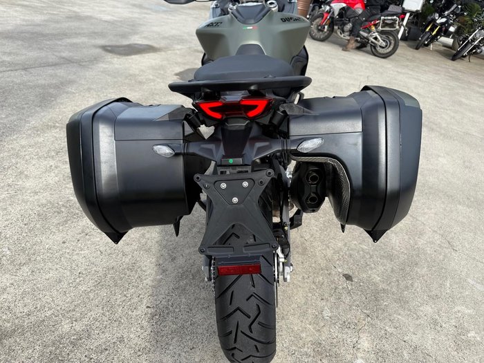 2025 Ducati Multistrada V2 S Multistrada Green