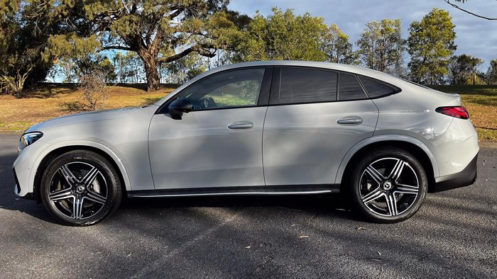 2025 Mercedes-Benz GLC-Class GLC300