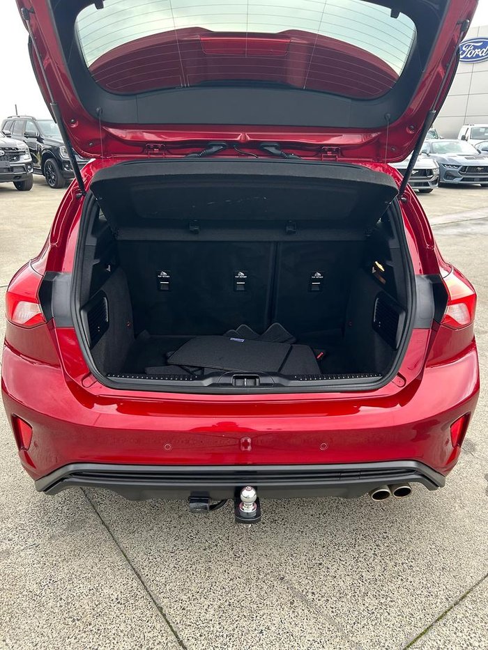 2020 Ford Focus ST-Line