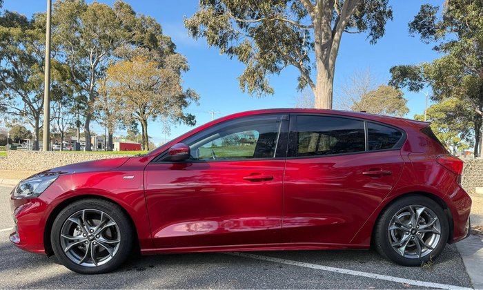 2020 Ford Focus ST-Line