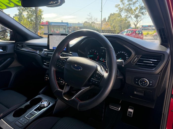 2020 Ford Focus ST-Line