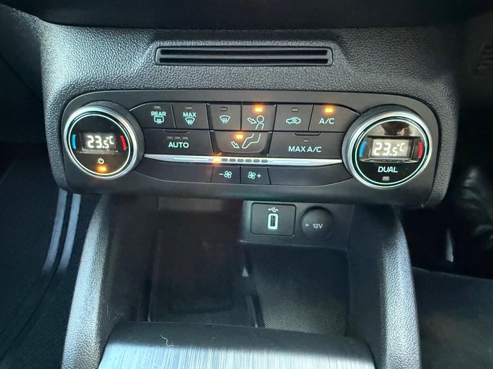 2020 Ford Focus ST-Line