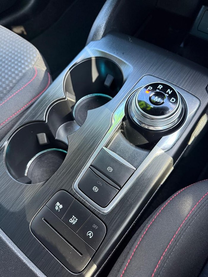 2020 Ford Focus ST-Line