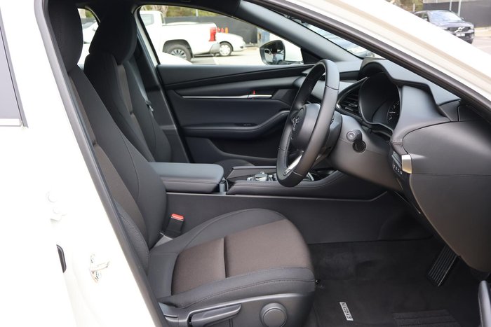 2025 Mazda 3 G20 Pure