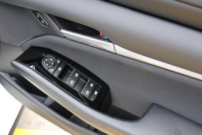 2025 Mazda 3 G20 Pure