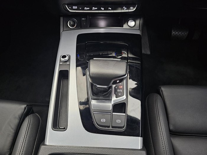 2022 Audi Q5 40 TDI S line FY MY22 4X4 On Demand Glacier White