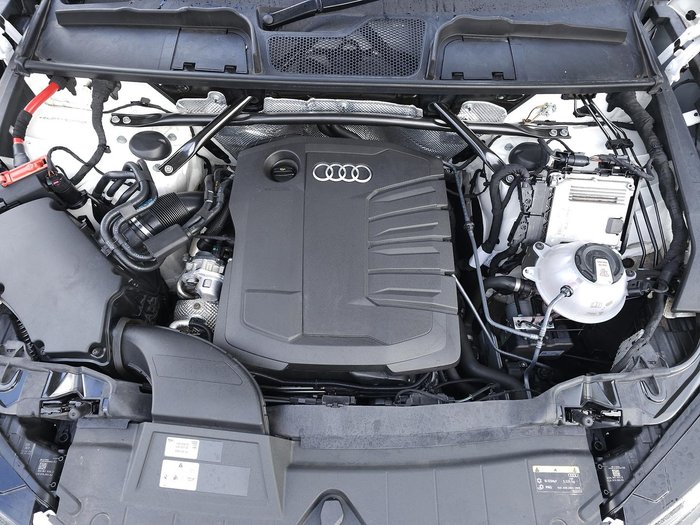 2022 Audi Q5 40 TDI S line FY MY22 4X4 On Demand Glacier White